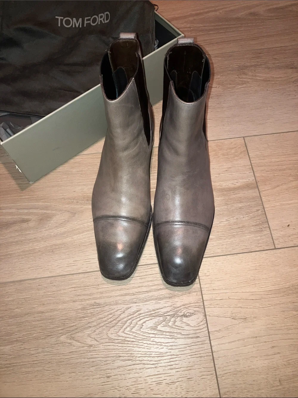 Tom Ford Men's Gray Leather Chukka Boots